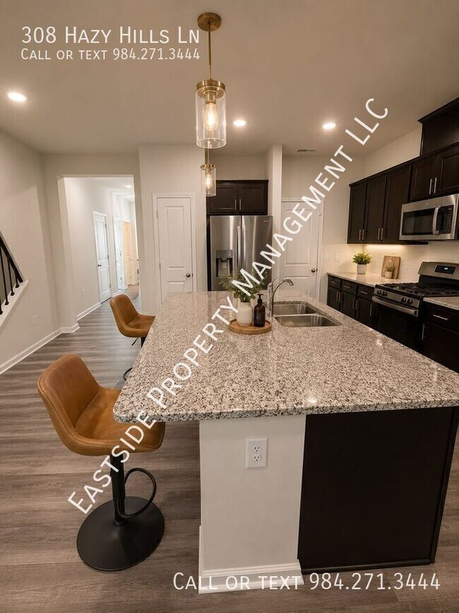 Building Photo - 308 Hazy Hls Ln