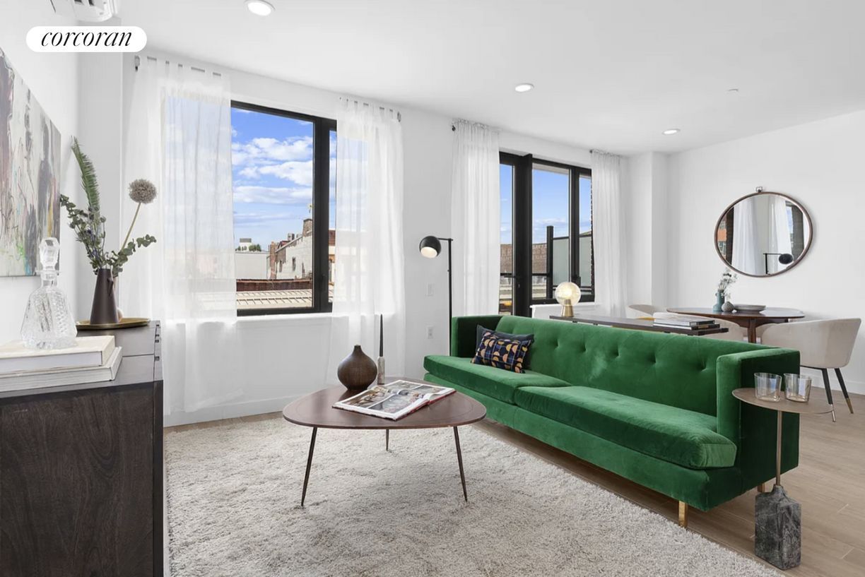 Foto principal - 912 Broadway