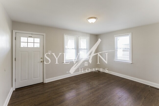 Building Photo - Enjoy living the good life in this 4 bedro...