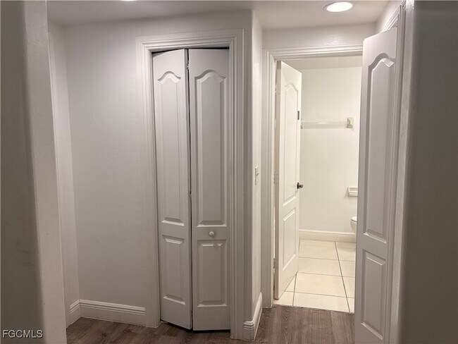 Foto del edificio - 4160 Castilla Circle