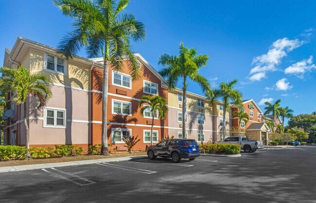 Foto del edificio - Furnished Studio-West Palm Beach - Northpoint Corporate Park