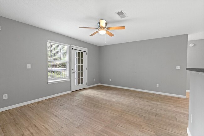 Building Photo - 7701 Timberlin Park Blvd