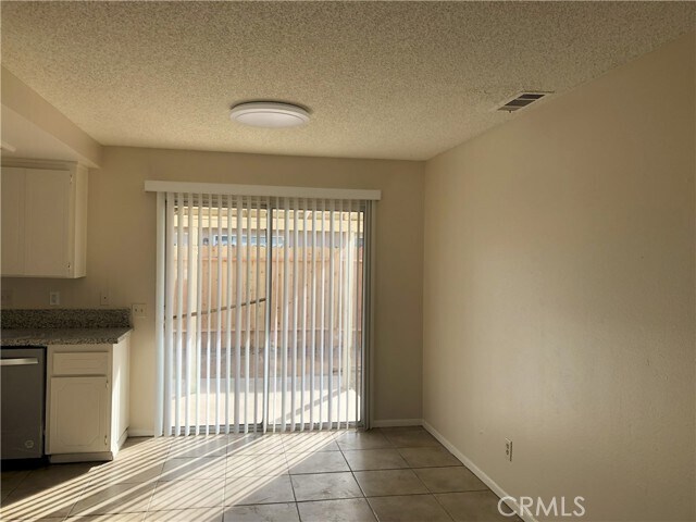 Building Photo - 10696 Kiowa Rd