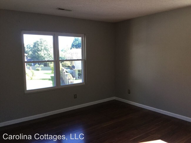 Building Photo - 2 br, 2 bath House - 40 Capri Lane Unit 8