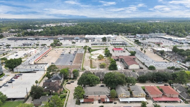 Building Photo - 4702 Cashel Cir