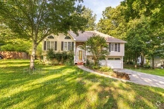 Building Photo - 50 Indian Springs Dr NE