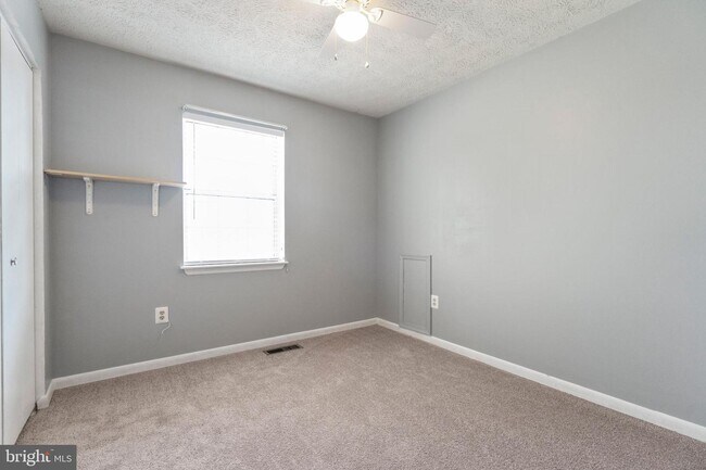 Building Photo - 9512 Merikern Ln