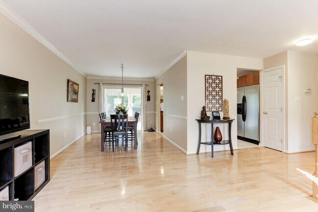 Foto del edificio - 20577 Triple Crown Ct
