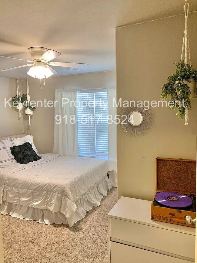 Foto del edificio - 3 Bed | 2 Bath in Owasso!