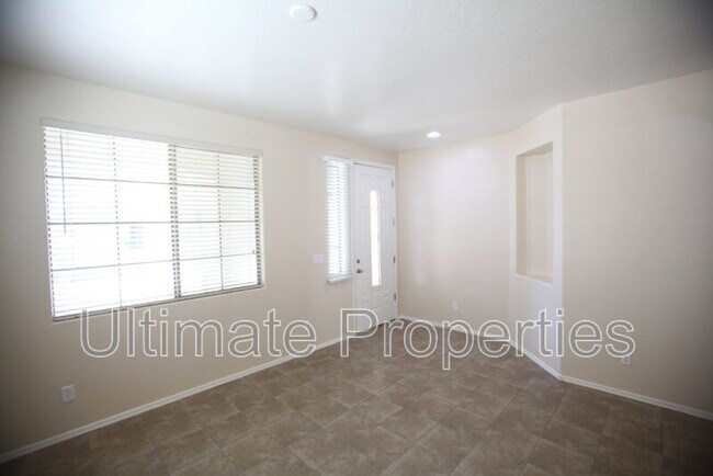 Foto del edificio - 2230 W Oyer Ln