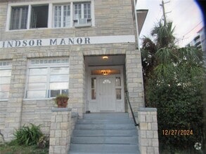 Building Photo - 730 4th Ave N