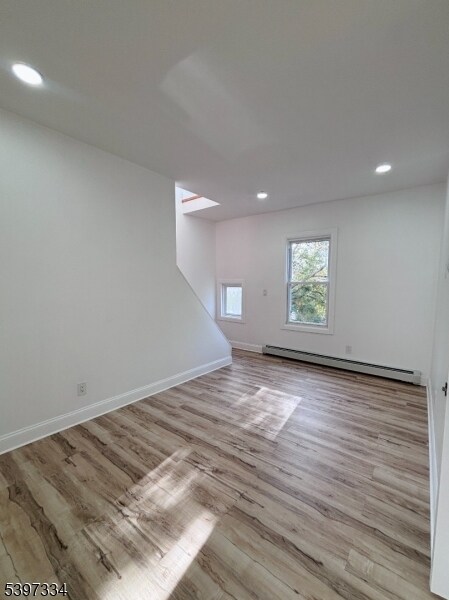 Building Photo - 48 N York St