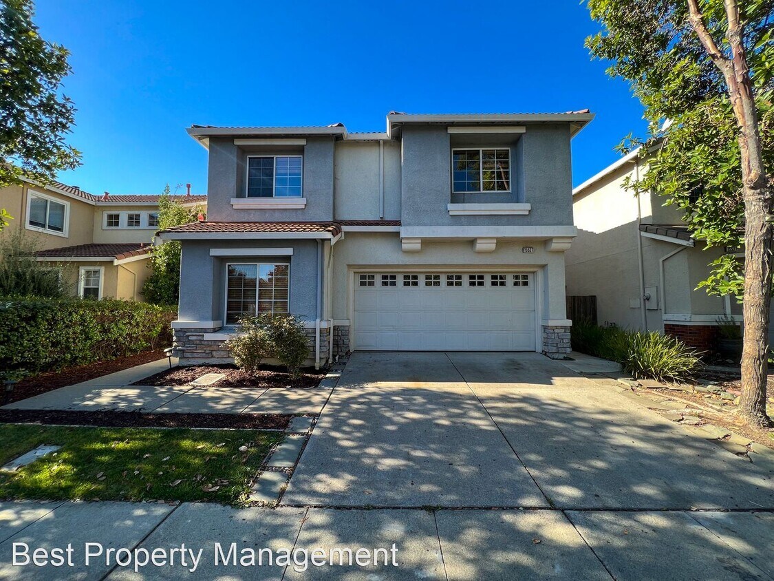 4 br, 3 bath House 15537 Oceanside Way House Rental in San Leandro