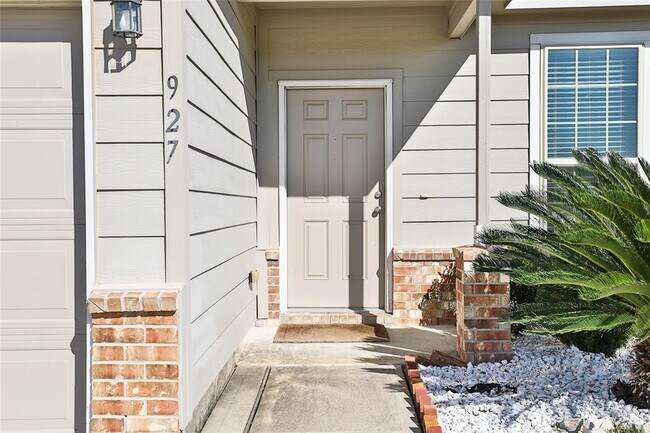 Foto del edificio - 927 Coffee Mill Creek Ln