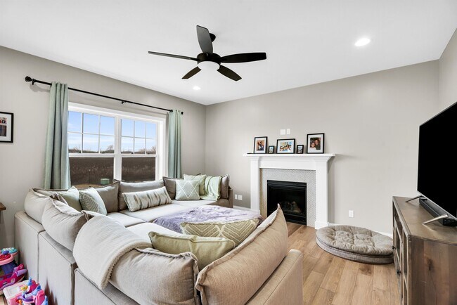 Foto del edificio - 1501 Warwick Dr