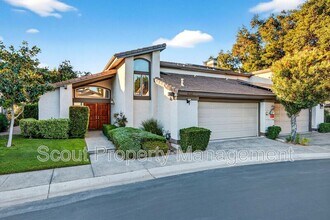 Building Photo - 38285 Oaktree Loop