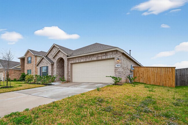 Foto del edificio - 3808 Moss Hl Rd