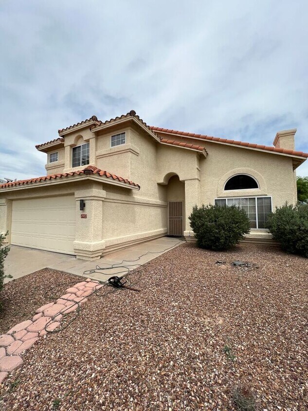 1952 N Hayden Dr, Tucson, AZ 85715 House Rental in Tucson, AZ