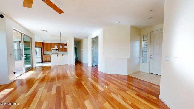 Building Photo - 10260 E White Feather Ln