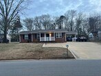 Primary Photo - 105 Davis Ave