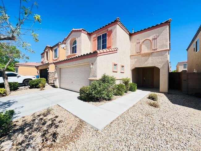Building Photo - Pebble Creek At El Capitan