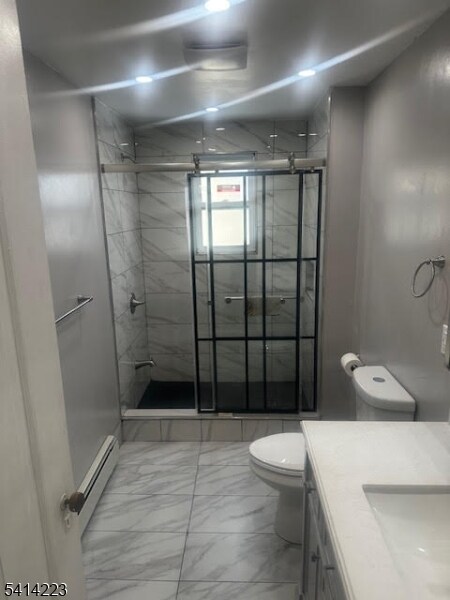 Foto del edificio - 12 Hawthorne Ave