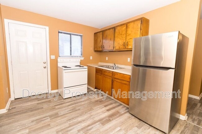 Foto del edificio - 1008 N Hawthorne St