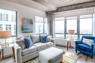 Building Photo - 82 Ames St