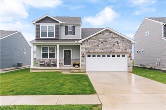 Building Photo - 64 Brewster Dr
