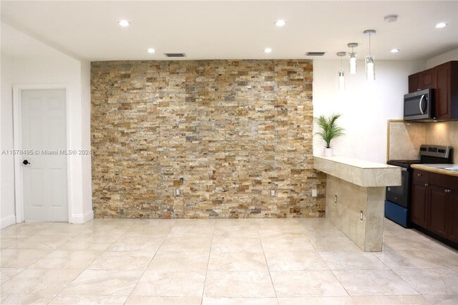 Foto del edificio - 3261 NW 52nd St