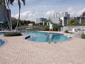 Building Photo - 3530 Mystic Pointe Dr