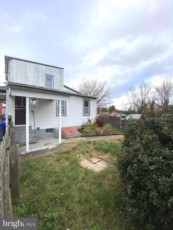 Foto del edificio - 64 S Evans St