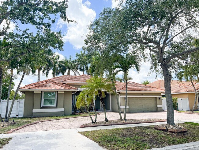 Foto del edificio - 16432 NW 12th St