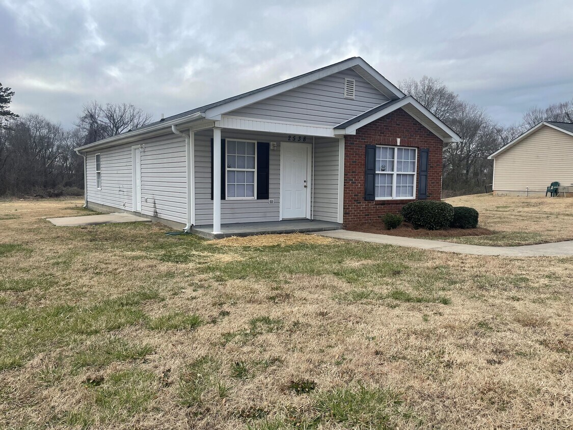 2538 Myers St, Gastonia, NC 28056 House Rental in Gastonia, NC
