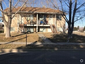 Building Photo - 303 N 1st St