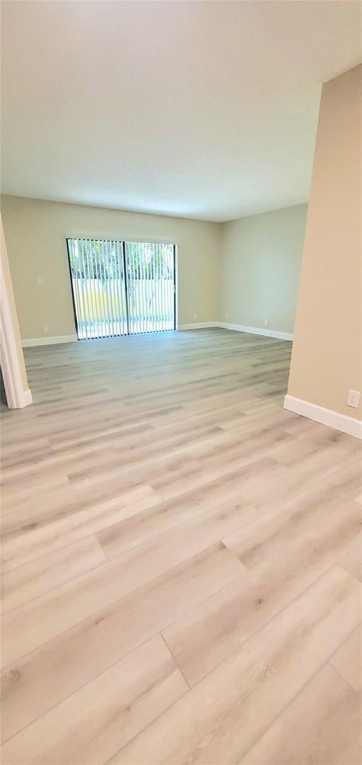 Foto del edificio - 3013 NW 92nd Ave