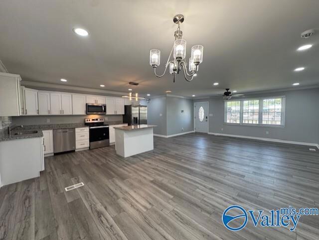 Foto del edificio - 3505 Mastin Lk Rd NW