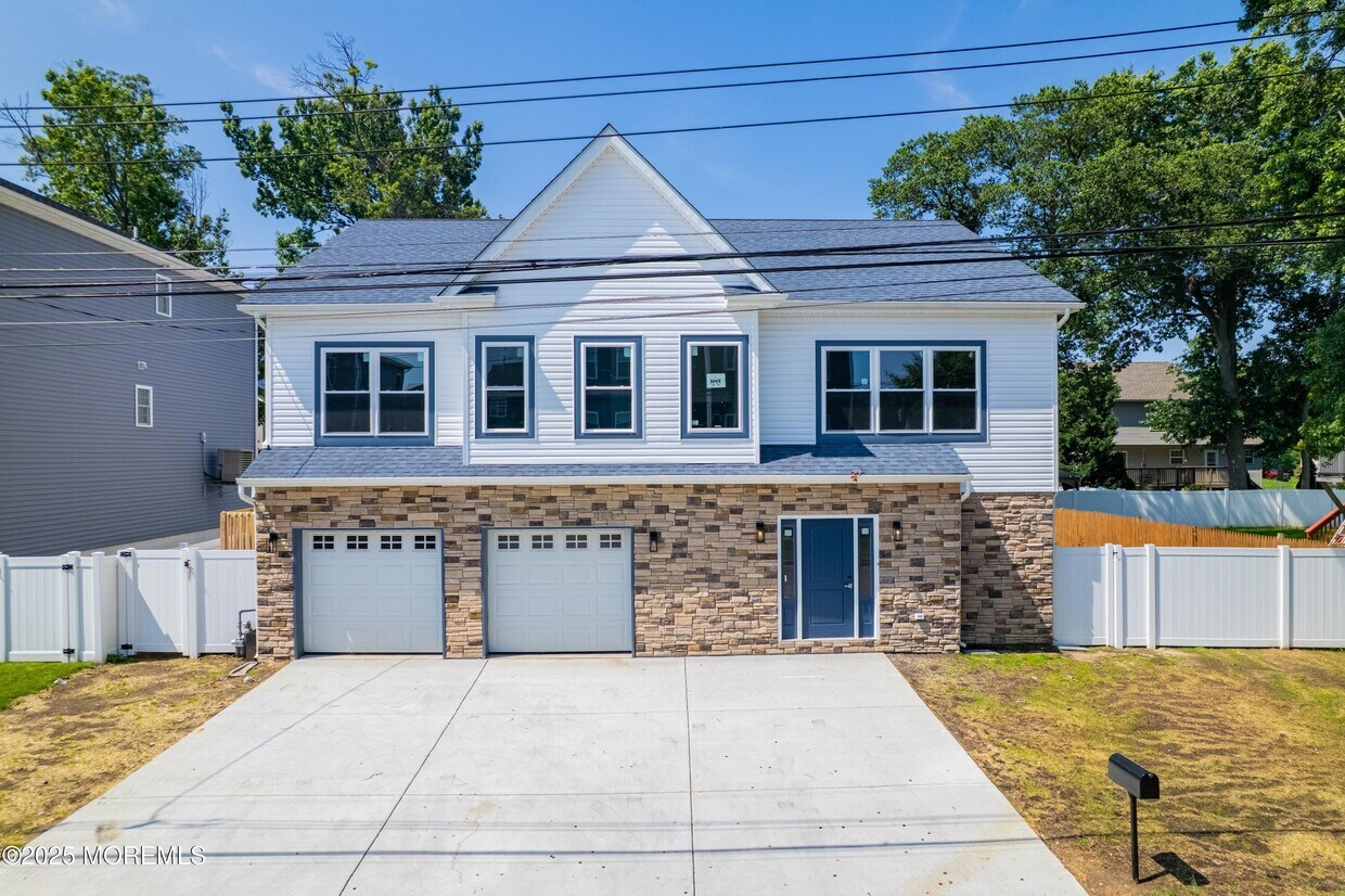 Foto principal - 720 8th St
