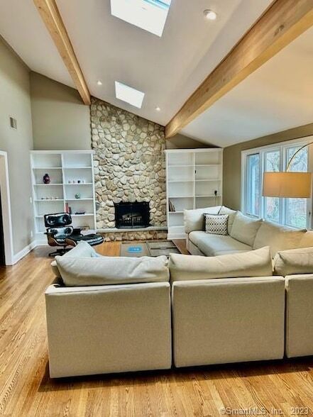 Foto del edificio - 71 High Point Rd