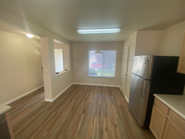 Foto del edificio - 9438 Canyon Meadows Dr