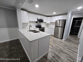 Building Photo - 1700 Bottlebrush Dr