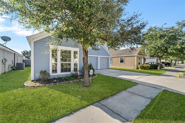 Building Photo - 16611 Williamhurst Ln