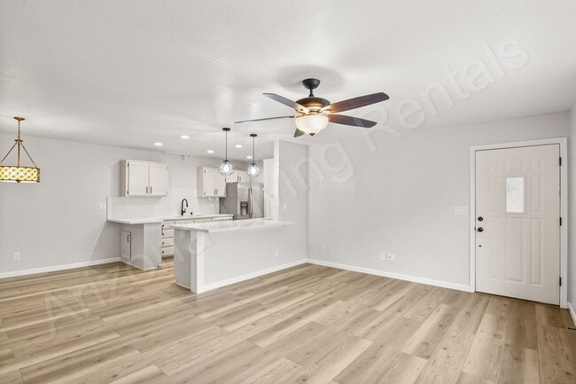 Building Photo - OSBO3240