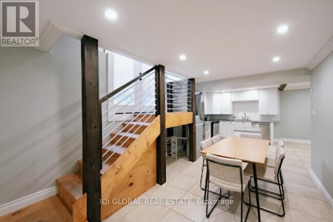 Photo du bâtiment - 189 River Oaks Blvd W