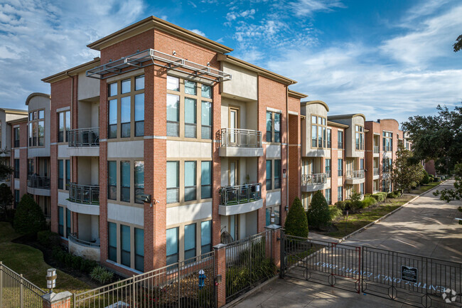 2401 S Gessner Rd - Ventura Lofts Apartments