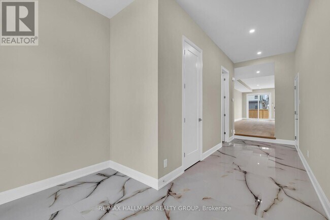 Photo du bâtiment - 505 Dawson Ave