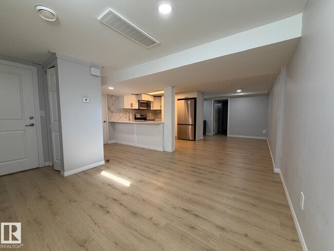 Building Photo - 4708-117A 117a St NW