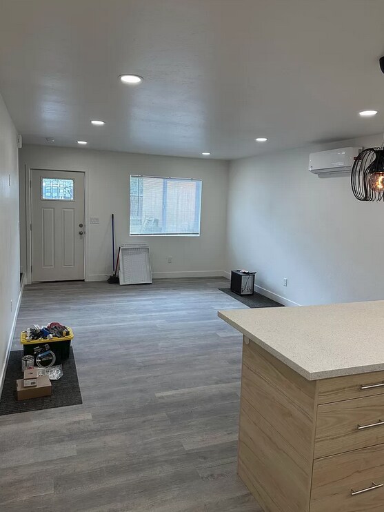 Foto del edificio - 930 Pinyon Ave