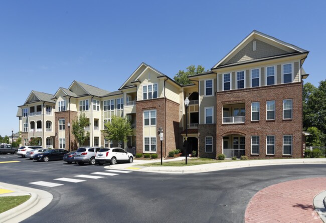 Building Photo - Crestview at Apex