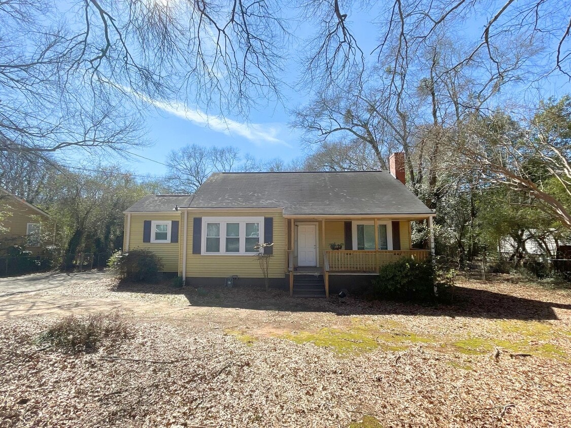 CHARMING COTTAGE IN NORMALTOWN AVAILABLE A... - CHARMING COTTAGE IN NORMALTOWN AVAILABLE A...